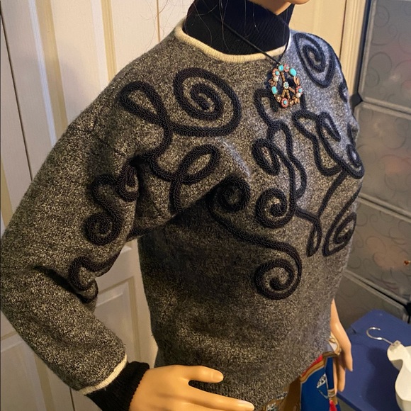 Jennifer Moore wool sweater - Picture 4 of 7